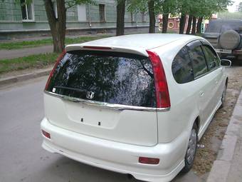 2001 Honda Stream Images
