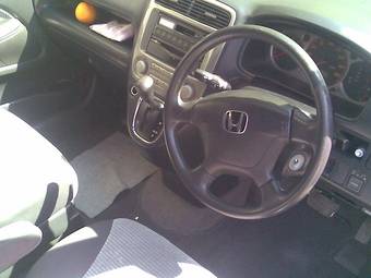 2001 Honda Stream Images