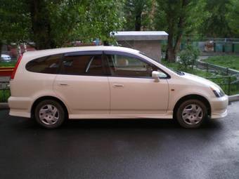 2001 Honda Stream Photos