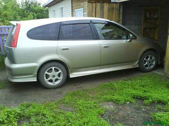 2001 Honda Stream Pictures