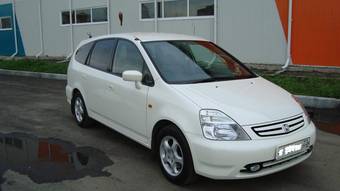 2001 Honda Stream Photos