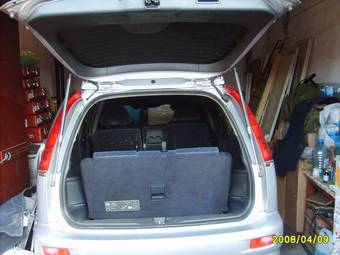 2001 Honda Stream Photos