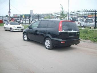 2001 Honda Stream Photos