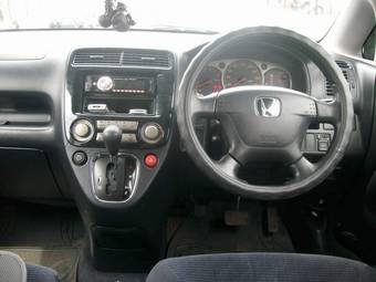 2001 Honda Stream Photos