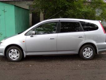 2001 Honda Stream Photos