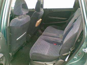 2001 Honda Stream Pictures