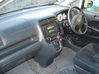 2001 Honda Stream Wallpapers