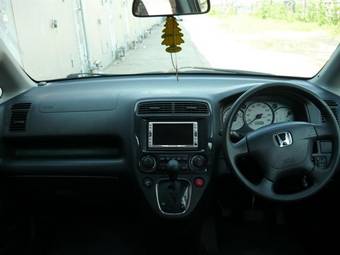 2001 Honda Stream Pictures