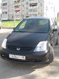 2001 Honda Stream Photos