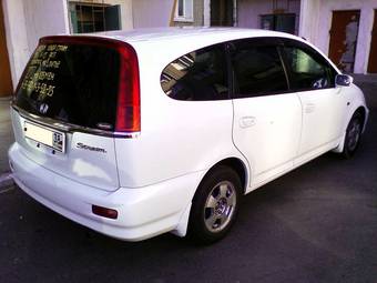 2001 Honda Stream Photos