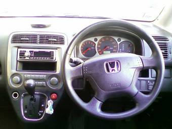 2001 Honda Stream Photos