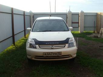 2001 Honda Stream Pictures