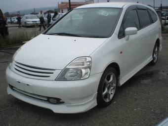 2001 Honda Stream Pictures