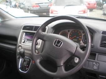 2001 Honda Stream Photos