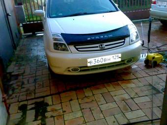 2001 Honda Stream Photos