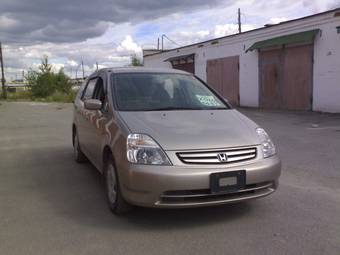 2001 Honda Stream Photos