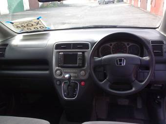 2001 Honda Stream Photos