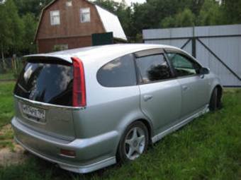 2001 Honda Stream Pictures