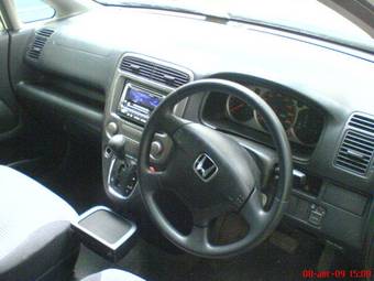 2001 Honda Stream Pictures