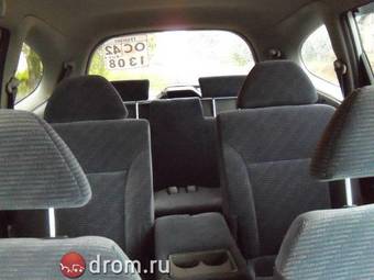 2001 Honda Stream Photos