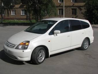 2001 Honda Stream Pictures