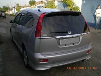 2001 Honda Stream Photos