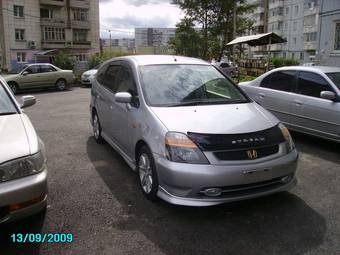 2001 Honda Stream Images