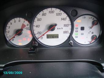 2001 Honda Stream Photos