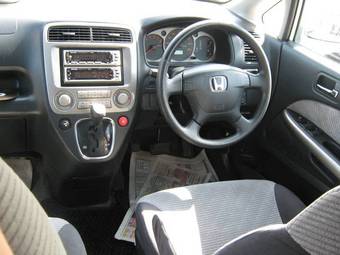 2001 Honda Stream Pictures