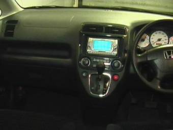 2001 Honda Stream Pictures