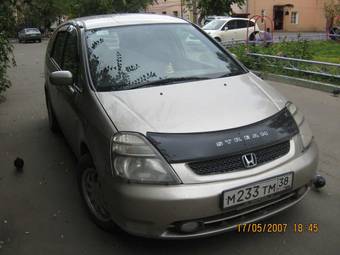 2001 Honda Stream Photos