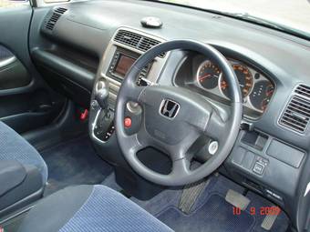 2001 Honda Stream Photos