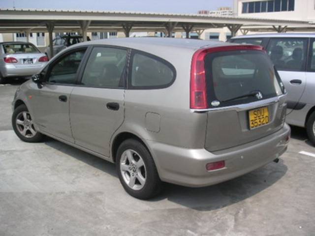 2002 Honda Stream