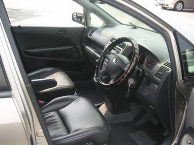 2002 Honda Stream