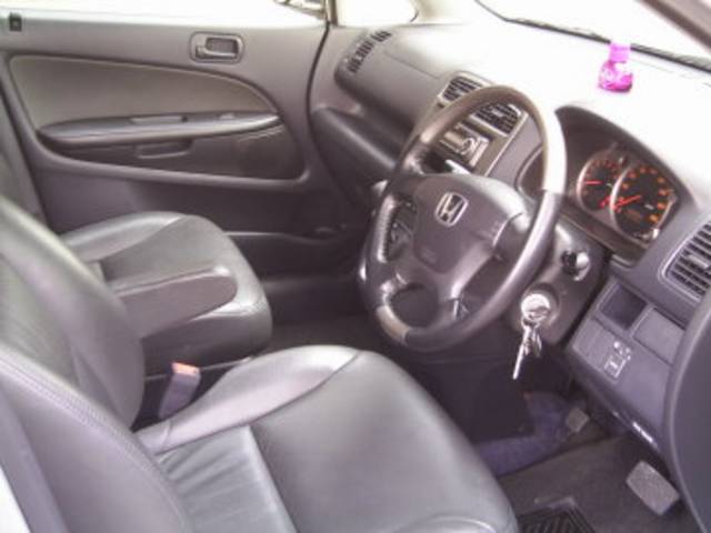 2002 Honda Stream