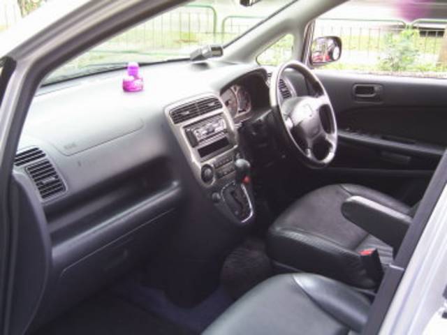 2002 Honda Stream