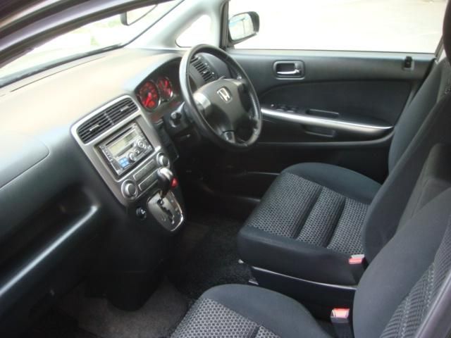 2002 Honda Stream