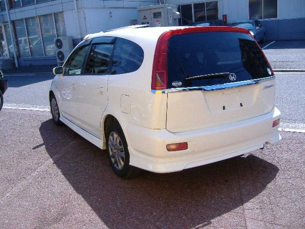 2002 Honda Stream