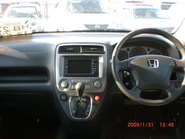 2002 Honda Stream