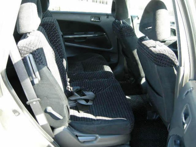 2002 Honda Stream