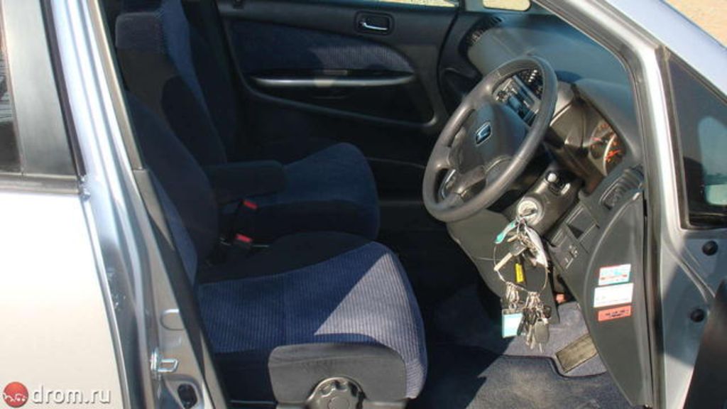 2002 Honda Stream