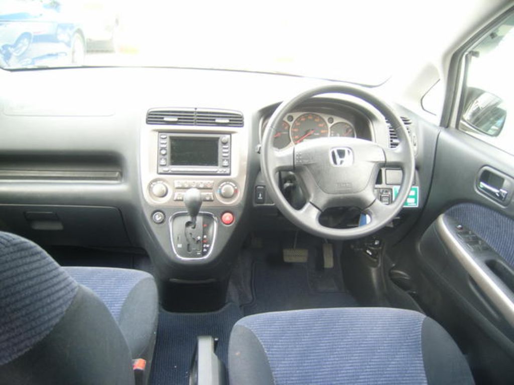 2002 Honda Stream