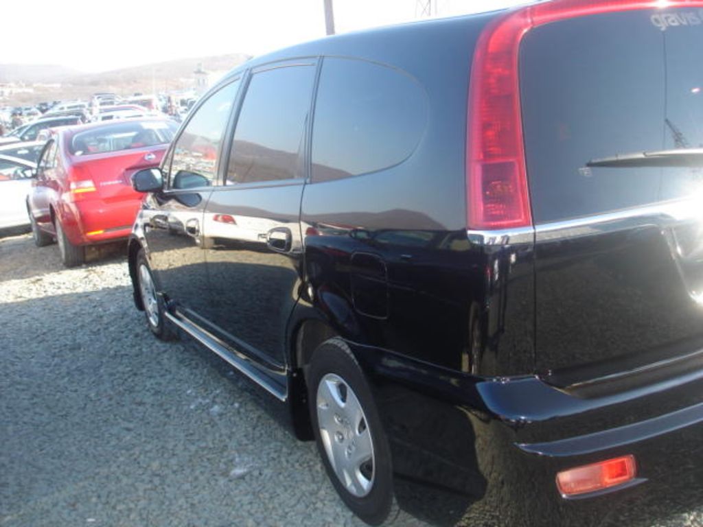 2002 Honda Stream