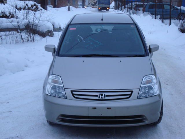 2002 Honda Stream