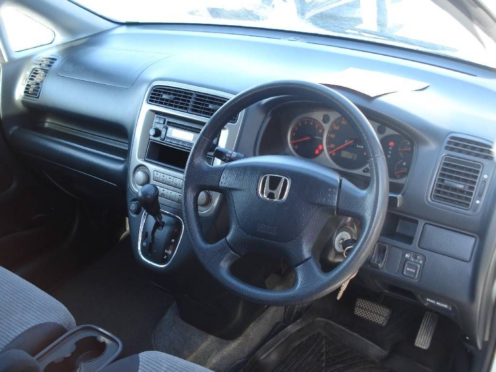 2002 Honda Stream