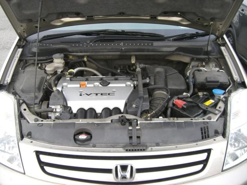 2002 Honda Stream