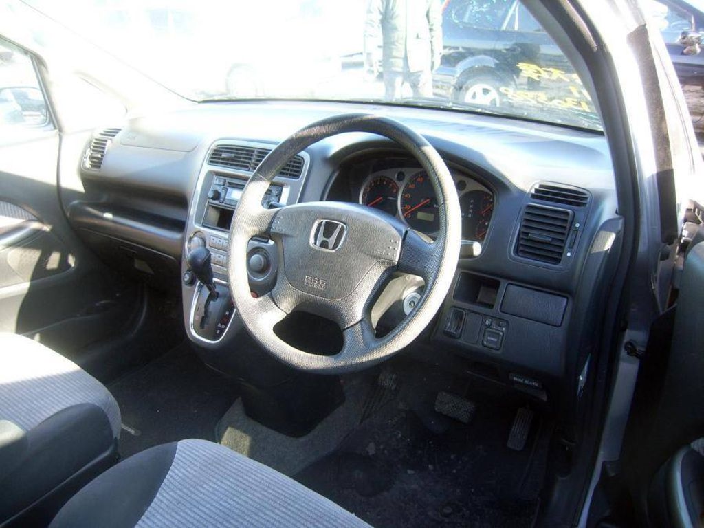 2002 Honda Stream