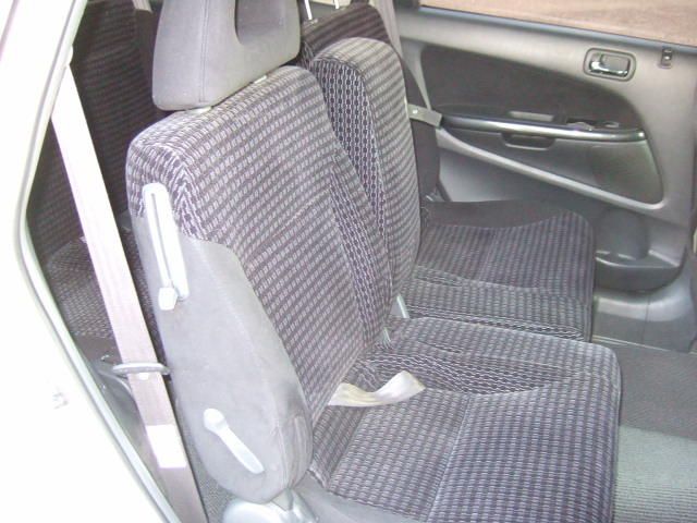 2002 Honda Stream