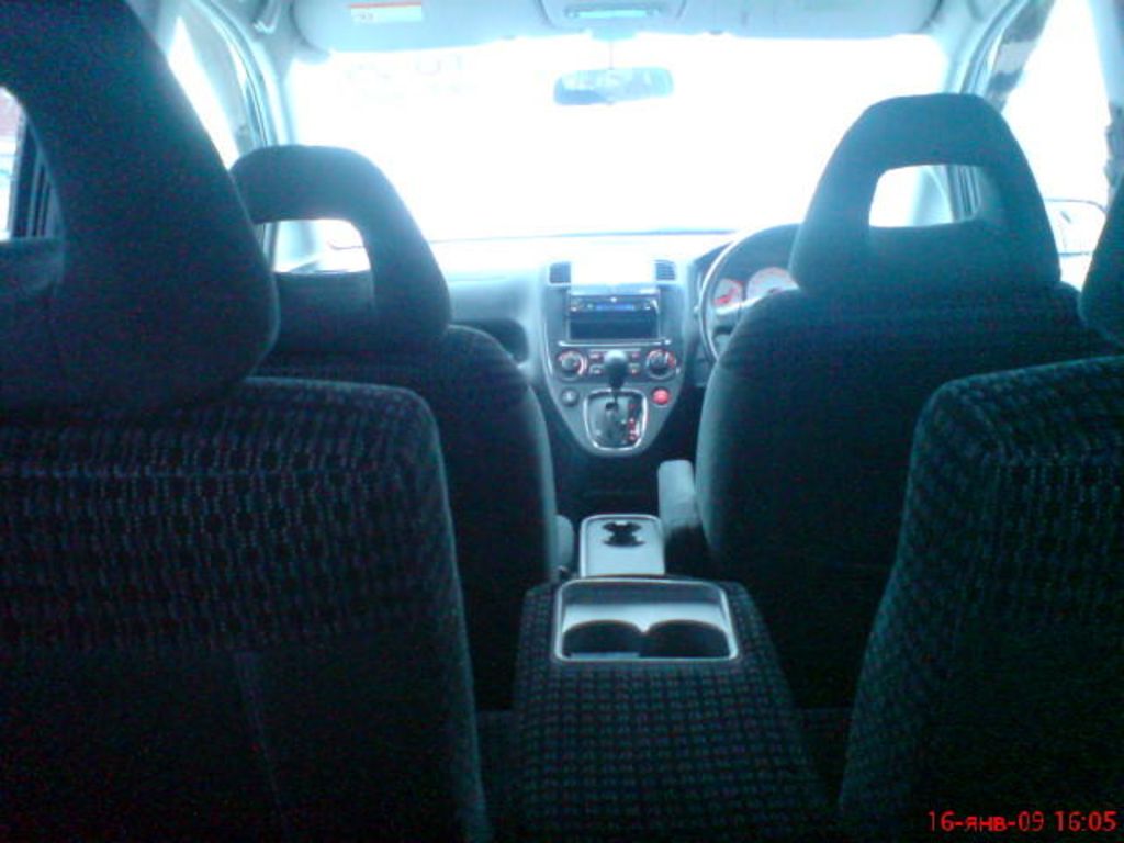 2002 Honda Stream