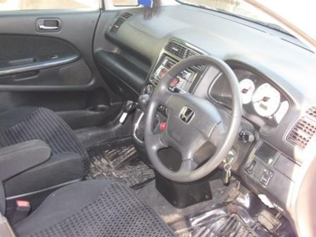 2002 Honda Stream